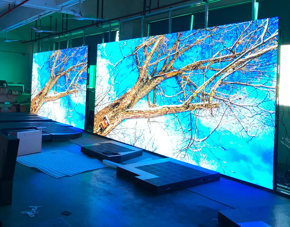 Màn hình LED Quảng Cáo 300 inch