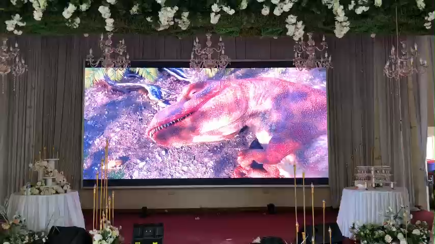 Màn hình LED nhà hàng tiệc cưới