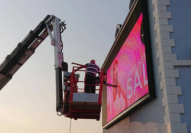 Thi công màn hình LED ngoài trời