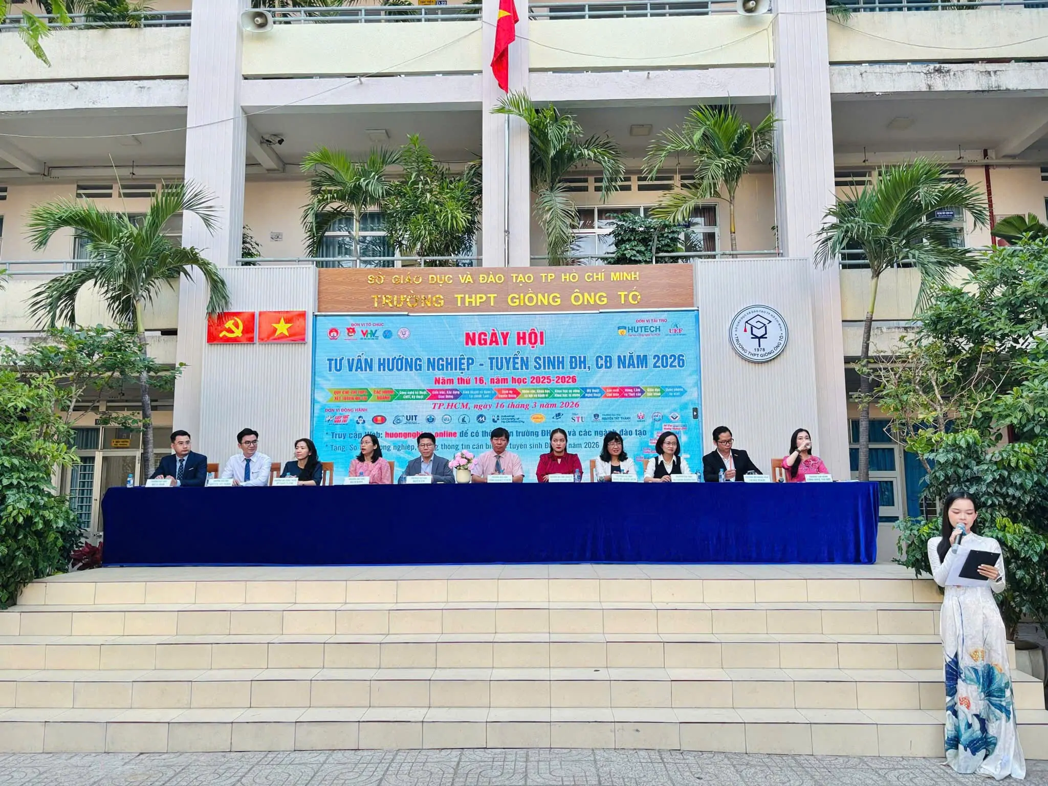 MÀN HÌNH LED P4 NGOÀI TRỜI GIÁ TỐT