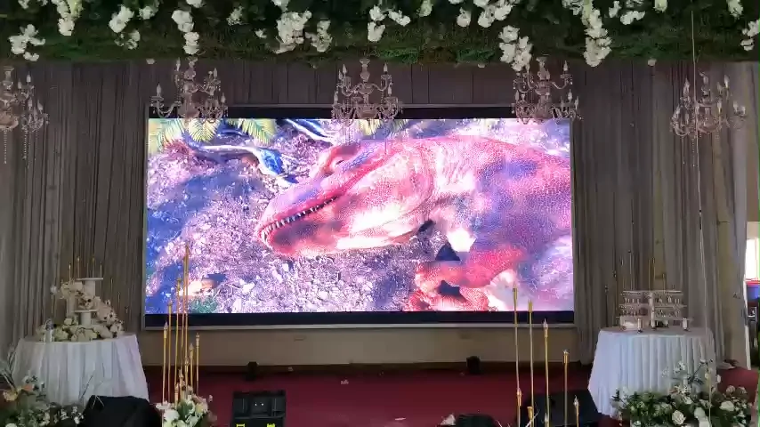 Màn hình LED nhà hàng tiệc cưới